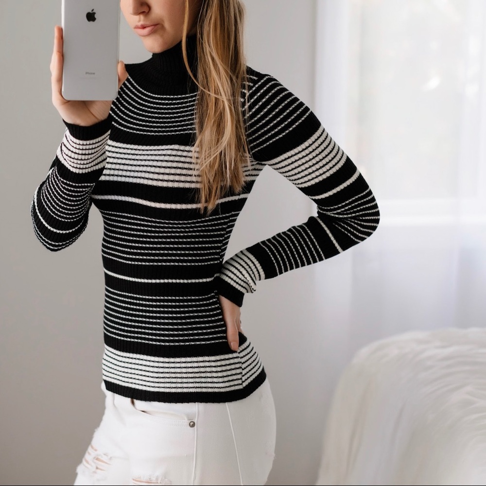 ⭐️SALE! 88th St Sweater